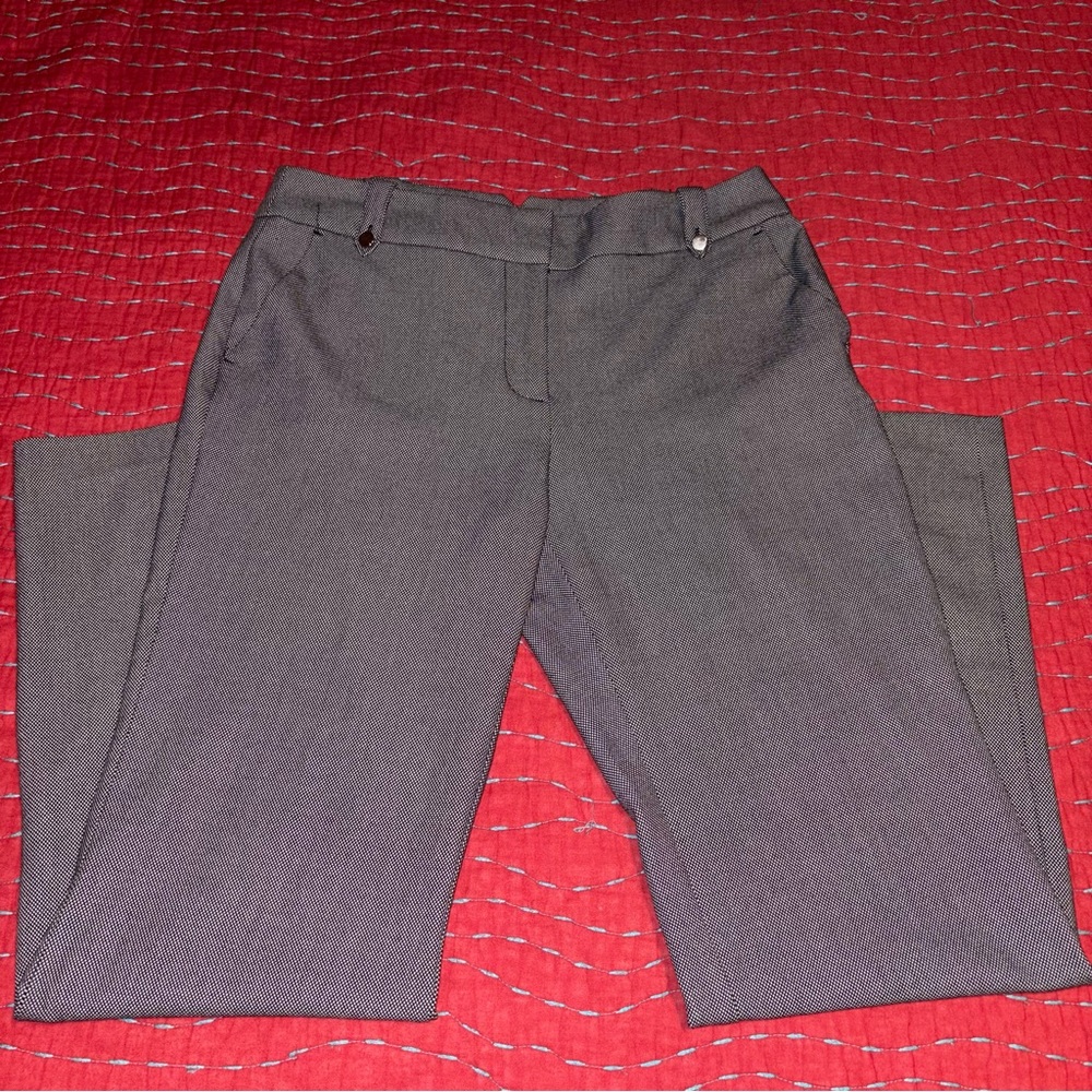 Premise woman SZ 8 Black and white Patterned stretchy Pants PREOWNED